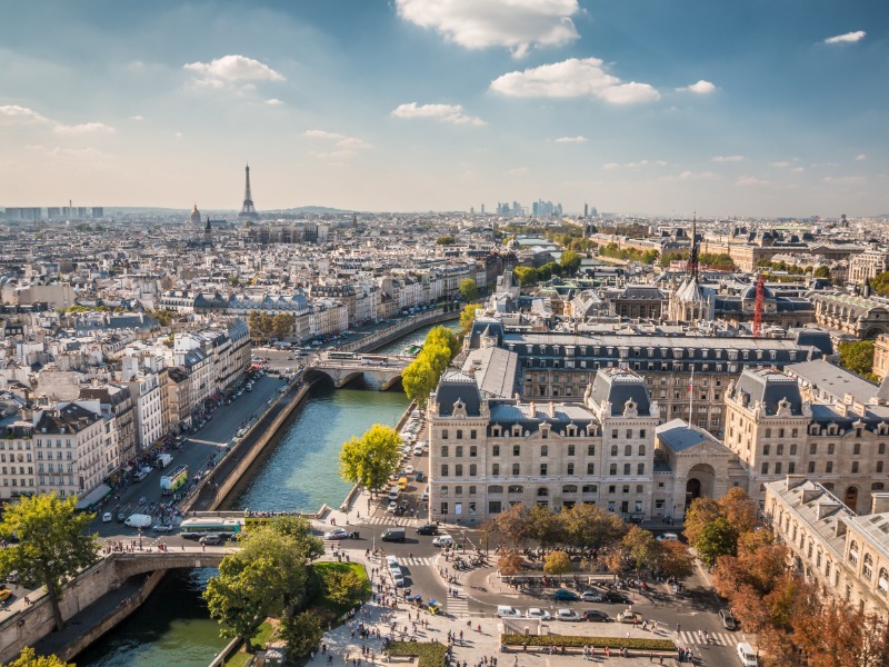 Photo de batiments parisiens designés par des bureau d'études